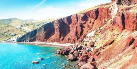 La Playa Roja de Santorini